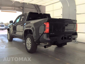 2025 Toyota Tacoma SR5 Crew Cab Medium Bed - miniatura 8