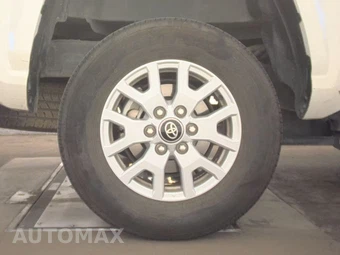 2025 Toyota Tacoma SR5 Crew Cab Medium Bed - miniatura 11