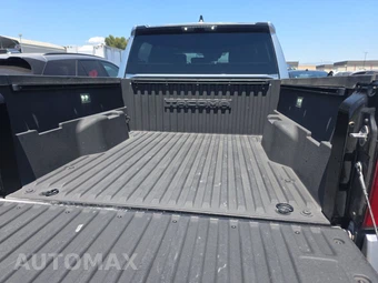 2025 Toyota Tacoma SR5 Crew Cab Medium Bed - miniatura 17