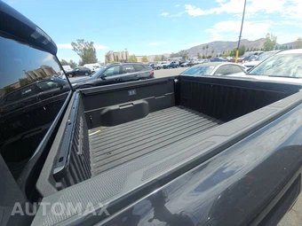 2025 Toyota Tacoma SR5 Crew Cab Medium Bed - miniatura 17