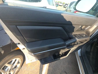 2025 Toyota Tacoma SR5 Crew Cab Medium Bed - miniatura 15