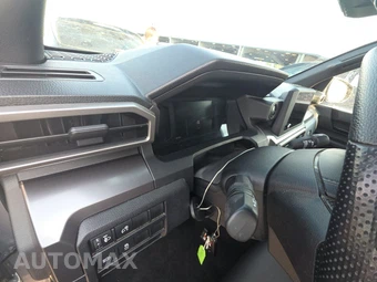 2025 Toyota Tacoma SR5 Crew Cab Medium Bed - miniatura 18