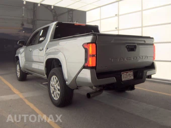 2025 Toyota Tacoma SR5 Crew Cab Medium Bed - miniatura 8