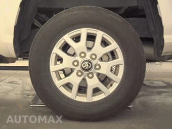 2025 Toyota Tacoma SR5 Crew Cab Medium Bed - miniatura 12
