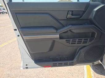 2025 Toyota Tacoma SR5 Crew Cab Medium Bed - miniatura 15