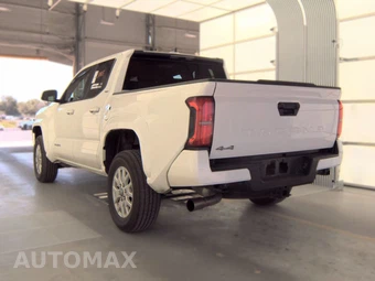 2025 Toyota Tacoma SR5 Crew Cab Medium Bed - miniatura 8