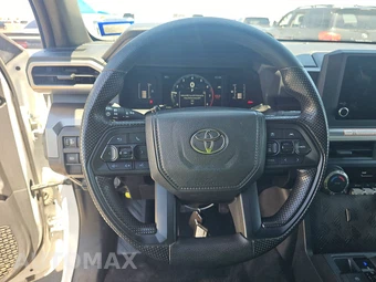 2025 Toyota Tacoma SR5 Crew Cab Medium Bed - miniatura 10