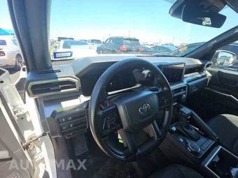 2025 Toyota Tacoma SR5 Crew Cab Medium Bed - miniatura 11