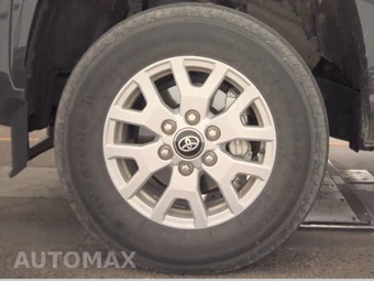2025 Toyota Tacoma SR5 Crew Cab Medium Bed - miniatura 9