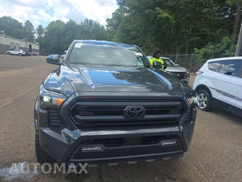 2025 Toyota Tacoma SR5 Crew Cab Medium Bed - miniatura 2