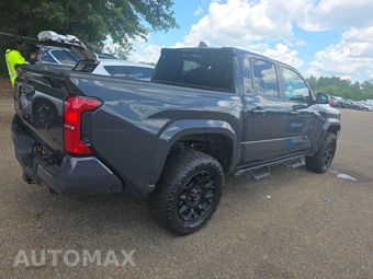 2025 Toyota Tacoma SR5 Crew Cab Medium Bed - miniatura 4