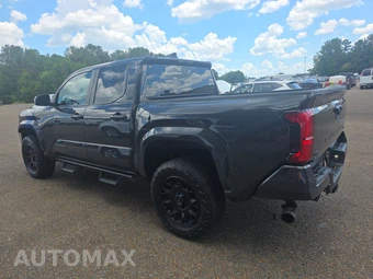 2025 Toyota Tacoma SR5 Crew Cab Medium Bed - miniatura 6