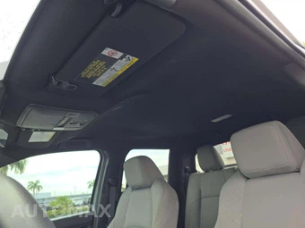 2025 Toyota Tacoma SR5 Crew Cab Medium Bed - miniatura 11