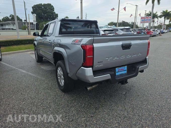 2025 Toyota Tacoma SR5 Crew Cab Medium Bed - miniatura 2