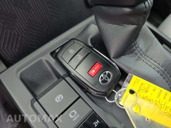 2025 Toyota Tacoma SR5 Crew Cab Medium Bed - miniatura 8