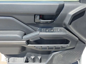 2025 Toyota Tacoma SR5 Crew Cab Medium Bed - miniatura 15