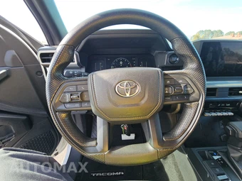 2025 Toyota Tacoma SR5 Crew Cab Medium Bed - miniatura 10