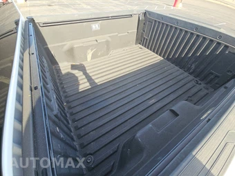 2025 Toyota Tacoma SR5 Crew Cab Medium Bed - miniatura 17