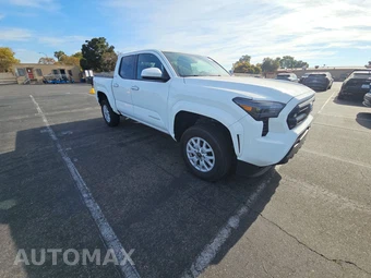 2025 Toyota Tacoma SR5 Crew Cab Medium Bed - miniatura 3