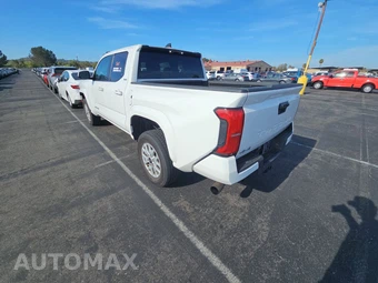 2025 Toyota Tacoma SR5 Crew Cab Medium Bed - miniatura 6