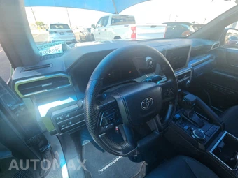 2025 Toyota Tacoma SR5 Crew Cab Medium Bed - miniatura 11
