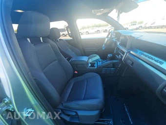 2025 Toyota Tacoma SR5 Crew Cab Medium Bed - miniatura 8