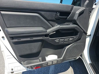 2025 Toyota Tacoma SR5 Crew Cab Medium Bed - miniatura 15