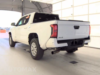 2025 Toyota Tacoma SR5 Crew Cab Medium Bed - miniatura 8