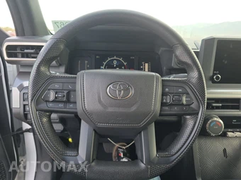 2025 Toyota Tacoma SR5 Crew Cab Medium Bed - miniatura 10