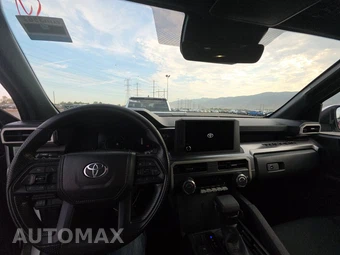 2025 Toyota Tacoma SR5 Crew Cab Medium Bed - miniatura 11