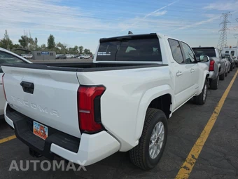 2025 Toyota Tacoma SR5 Crew Cab Medium Bed - miniatura 4