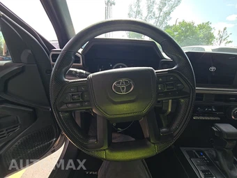 2025 Toyota Tacoma SR5 Crew Cab Medium Bed - miniatura 16