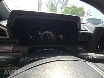 2025 Toyota Tacoma SR5 Crew Cab Medium Bed - miniatura 18