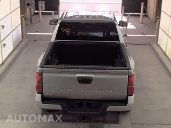 2025 Toyota Tacoma SR5 Crew Cab Medium Bed - miniatura 6