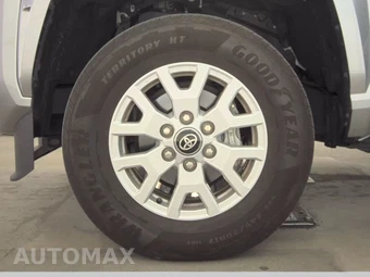 2025 Toyota Tacoma SR5 Crew Cab Medium Bed - miniatura 9