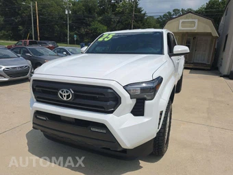 2025 Toyota Tacoma SR5 Crew Cab Medium Bed