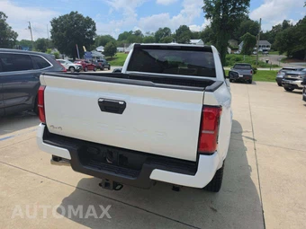 2025 Toyota Tacoma SR5 Crew Cab Medium Bed - miniatura 3