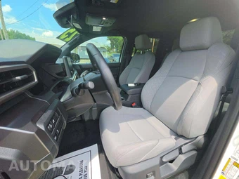 2025 Toyota Tacoma SR5 Crew Cab Medium Bed - miniatura 6