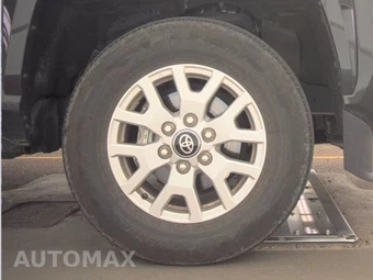 2025 Toyota Tacoma SR5 Crew Cab Medium Bed - miniatura 10