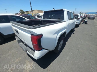 2025 Toyota Tacoma SR5 Crew Cab Medium Bed - miniatura 4