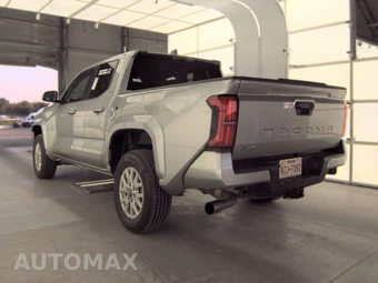 2025 Toyota Tacoma SR5 Crew Cab Medium Bed - miniatura 8