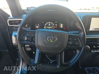 2025 Toyota Tacoma SR5 Crew Cab Medium Bed - miniatura 10