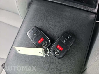 2025 Toyota Tacoma SR5 Crew Cab Medium Bed - miniatura 8