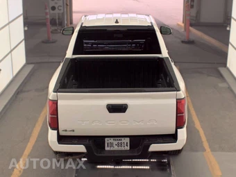 2025 Toyota Tacoma SR5 Crew Cab Medium Bed - miniatura 6