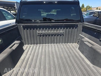 2025 Toyota Tacoma SR5 Crew Cab Medium Bed - miniatura 17