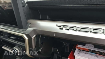 2025 Toyota Tacoma SR5 Crew Cab Medium Bed - miniatura 28