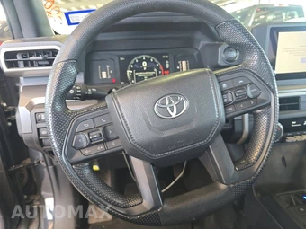 2025 Toyota Tacoma SR5 Crew Cab Medium Bed - miniatura 16