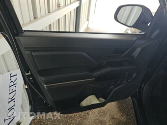 2025 Toyota Tacoma SR5 Crew Cab Medium Bed - miniatura 9
