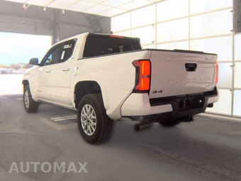 2025 Toyota Tacoma SR5 Crew Cab Medium Bed - miniatura 8