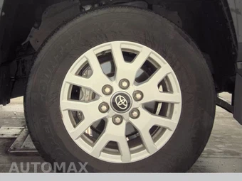 2025 Toyota Tacoma SR5 Crew Cab Medium Bed - miniatura 10